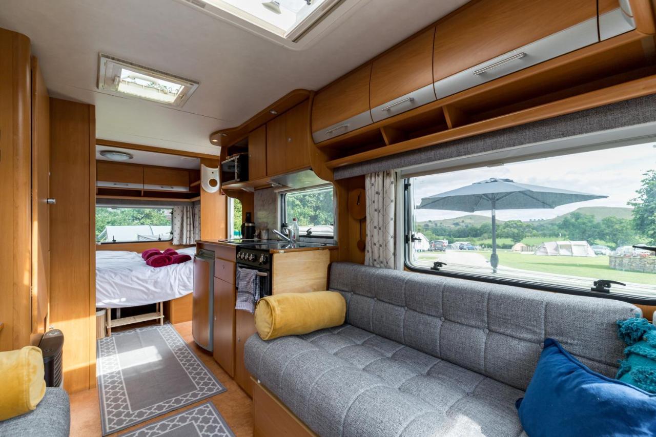 Cosy Caravan On Luxury Campsite Hulme End Екстериор снимка